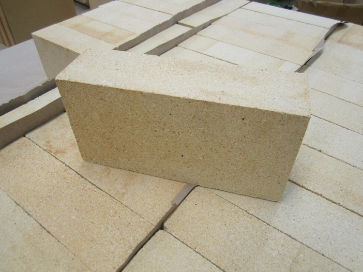 low Porosity fire clay Bricks