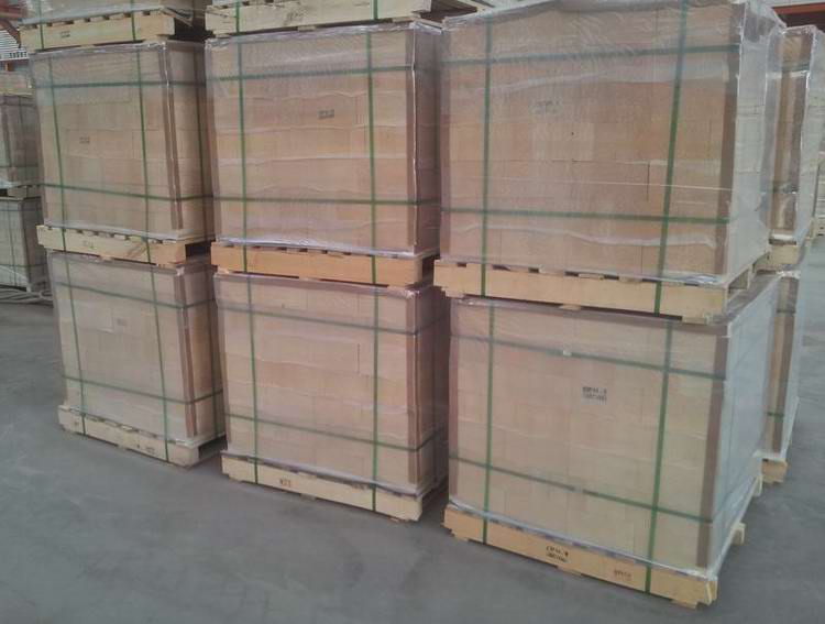 low Porosity fire clay Bricks