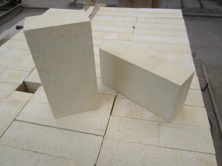 low Porosity fire clay Bricks