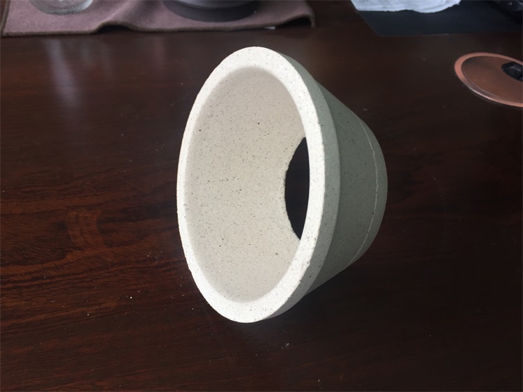 Mainly for precision casting industryPouring cup