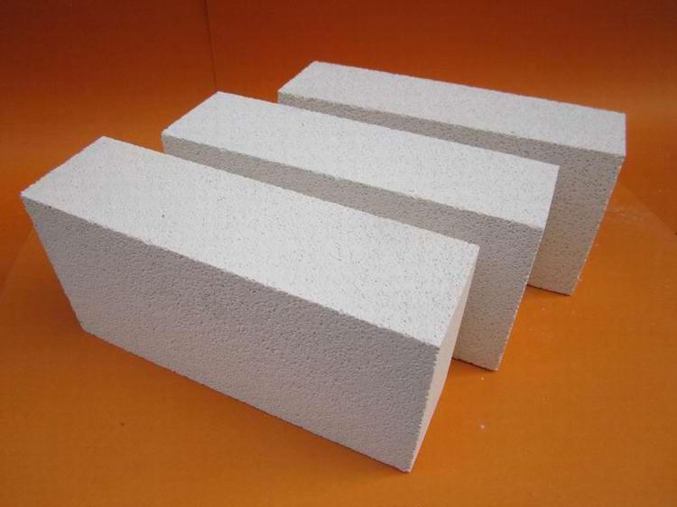 Light insulating brick