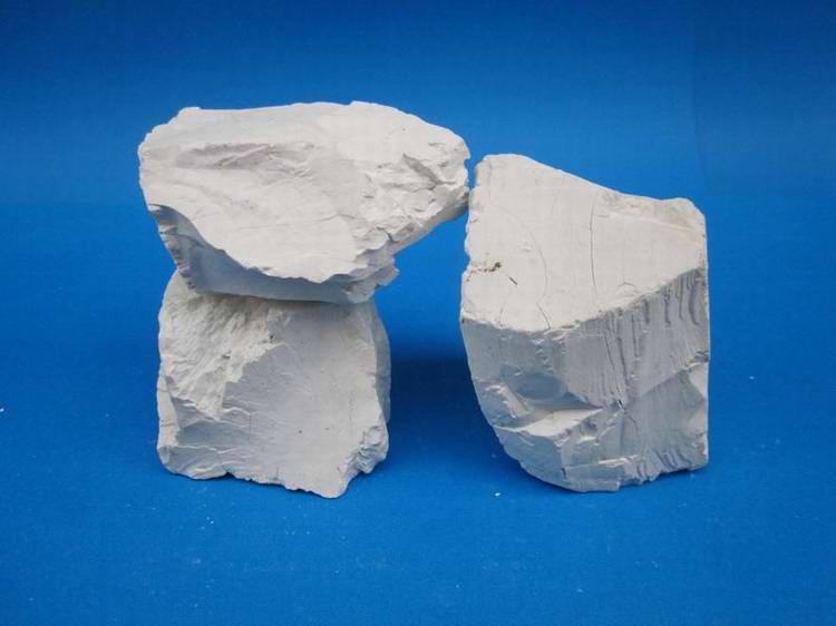 Refractory castable flint clay clinker