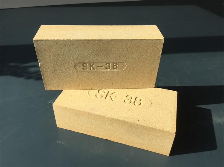 High alumina brick