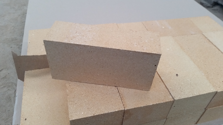 low Porosity fire clay Bricks