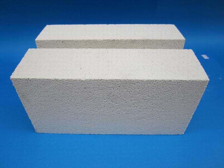 Heat insulation brick