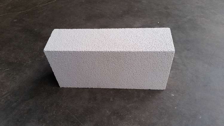 Used for All sorts of kiln and thermotechnical equipment adiabatic materials Diatomite insulation brick