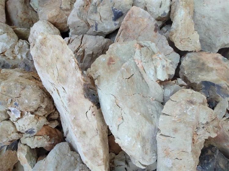  Mainly used for precision casting industrial bauxite clinker