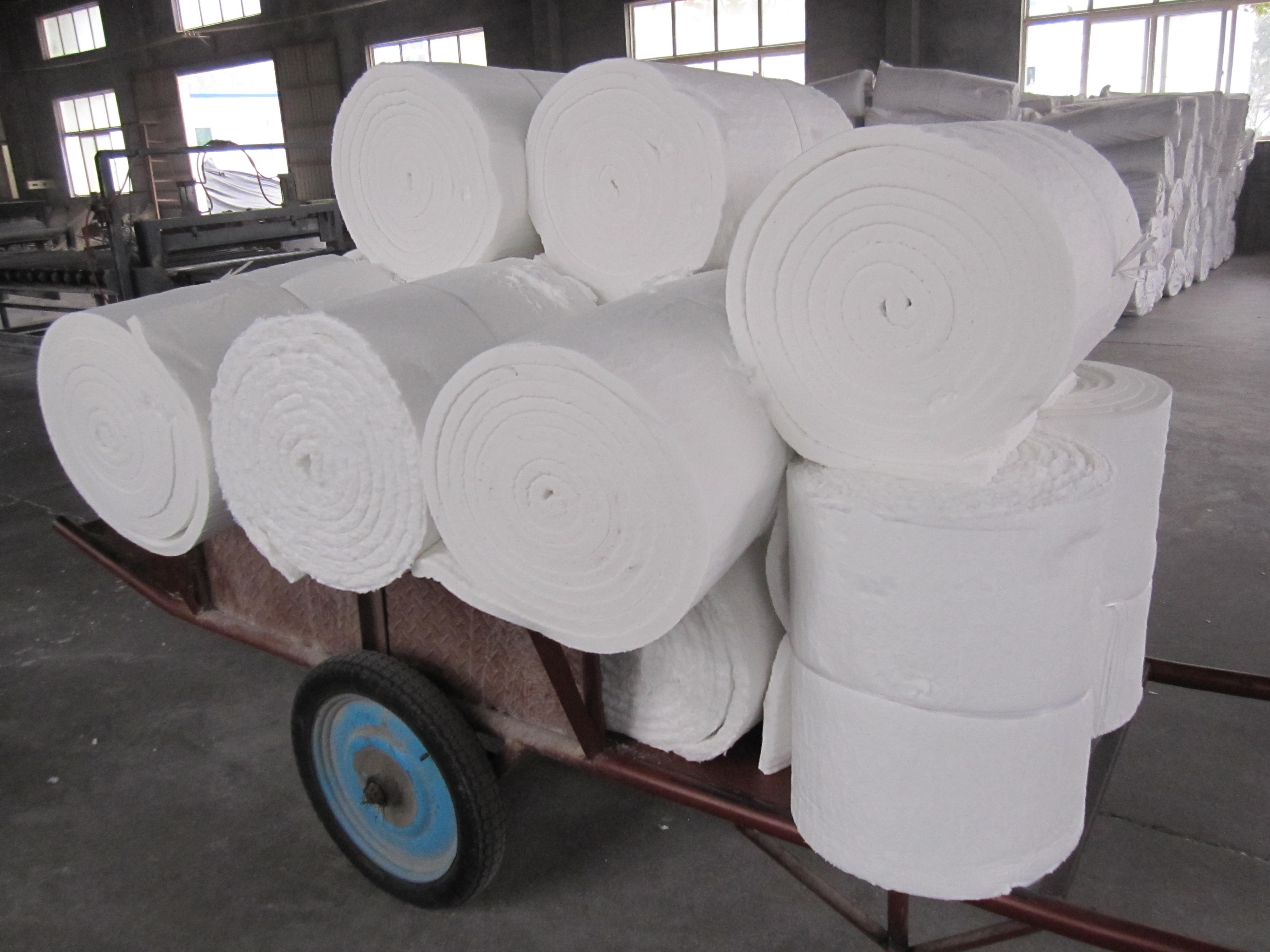 Ceramic fiber blanket