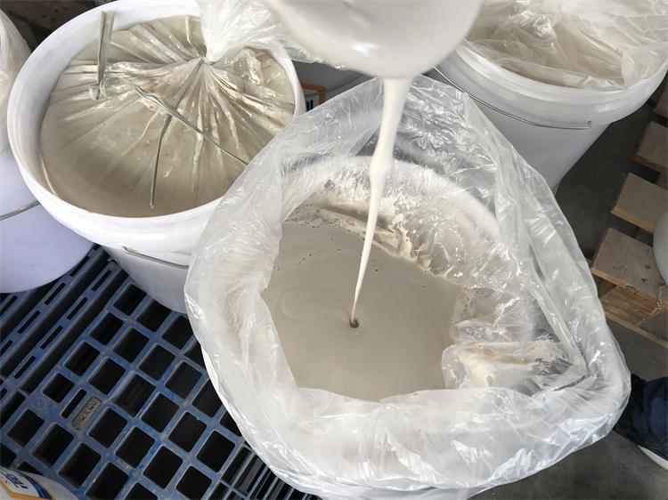 Refractory mortar cement