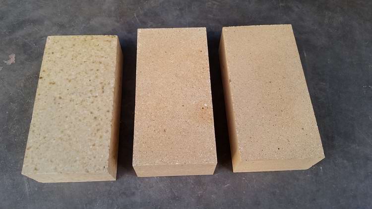 Fire brick for casting steel