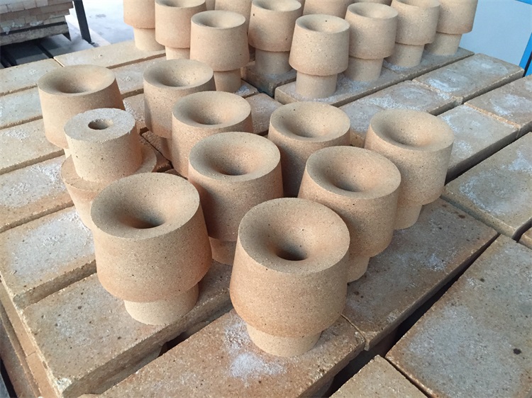 Nozzle brick 