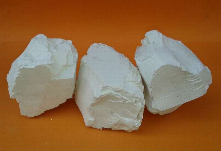 Calcined kaolin