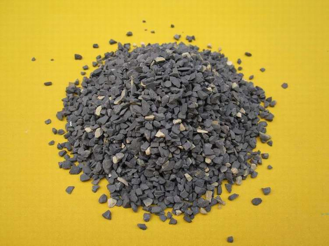 Precision casting industrial bauxite