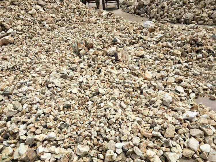 Bauxite clinker