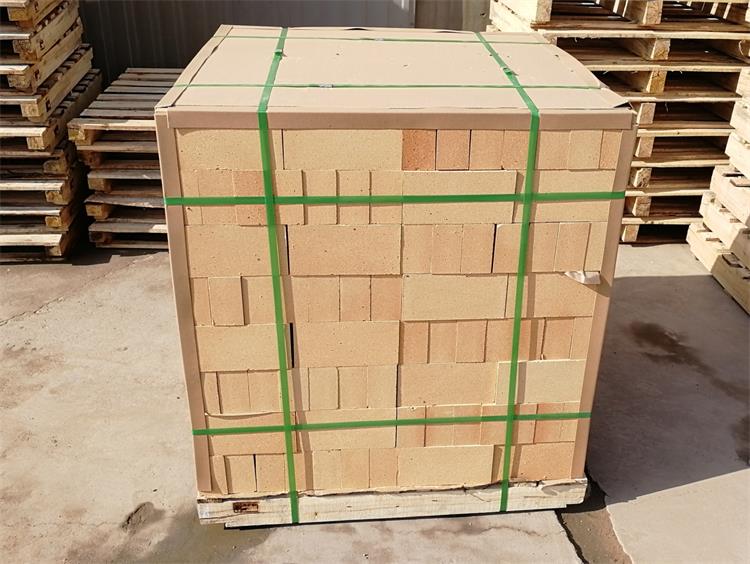 low Porosity fire clay Bricks