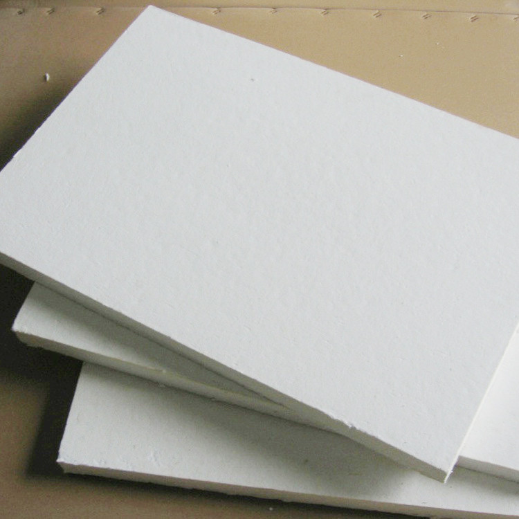 Refractory ceramic fiber board