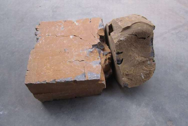 Sintered mullite is a high-quality refractory raw material