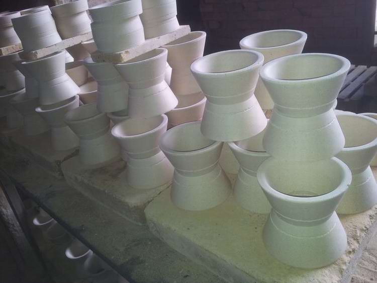 The basic components of precision casting technologyCeramic pouring cup