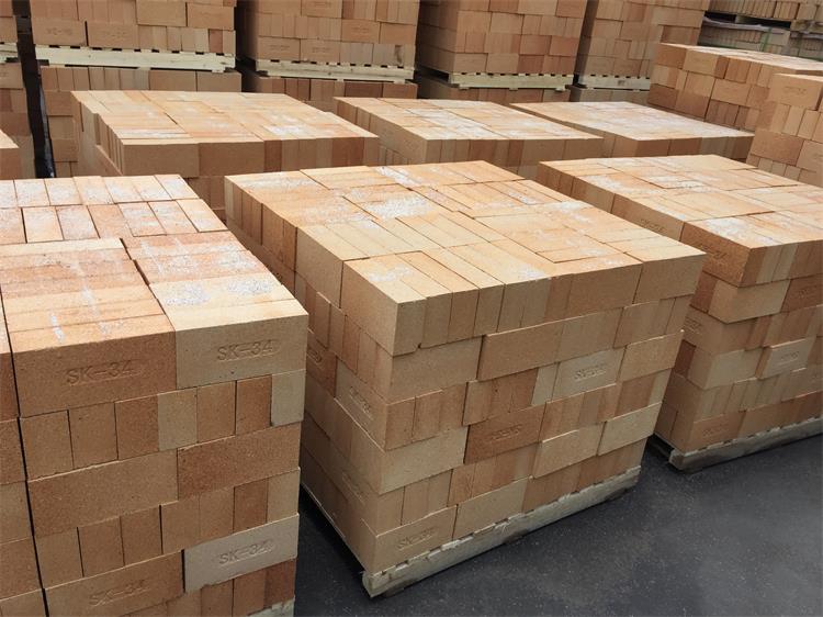 High aluminum brick 
