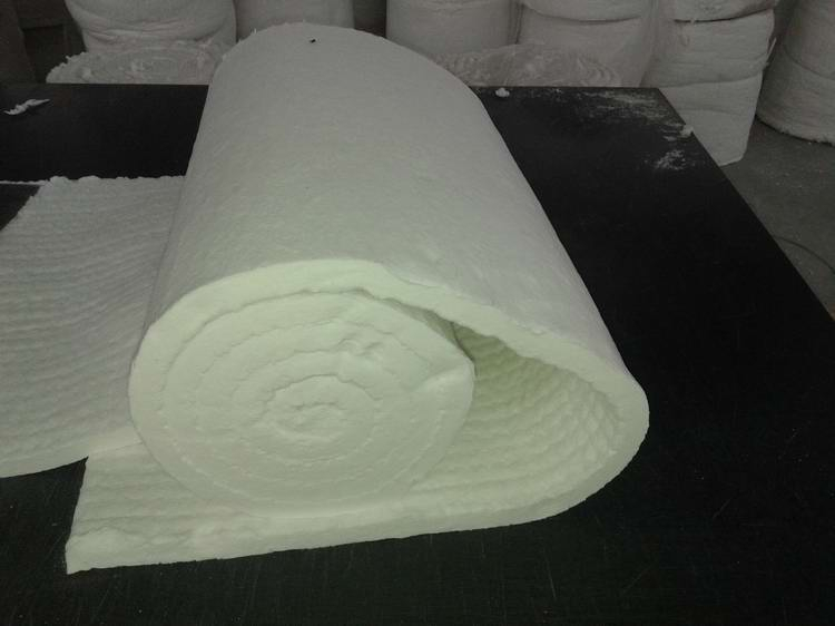  High-temperature pipe wall lining ceramic fiber felt
