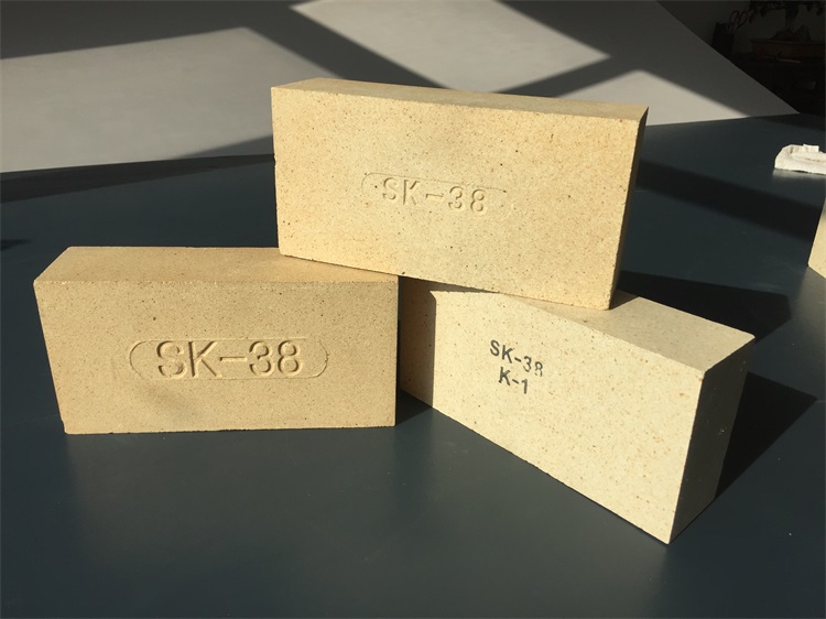High alumina fire brick