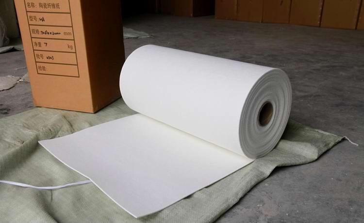 Refractory ceramic fibre paper