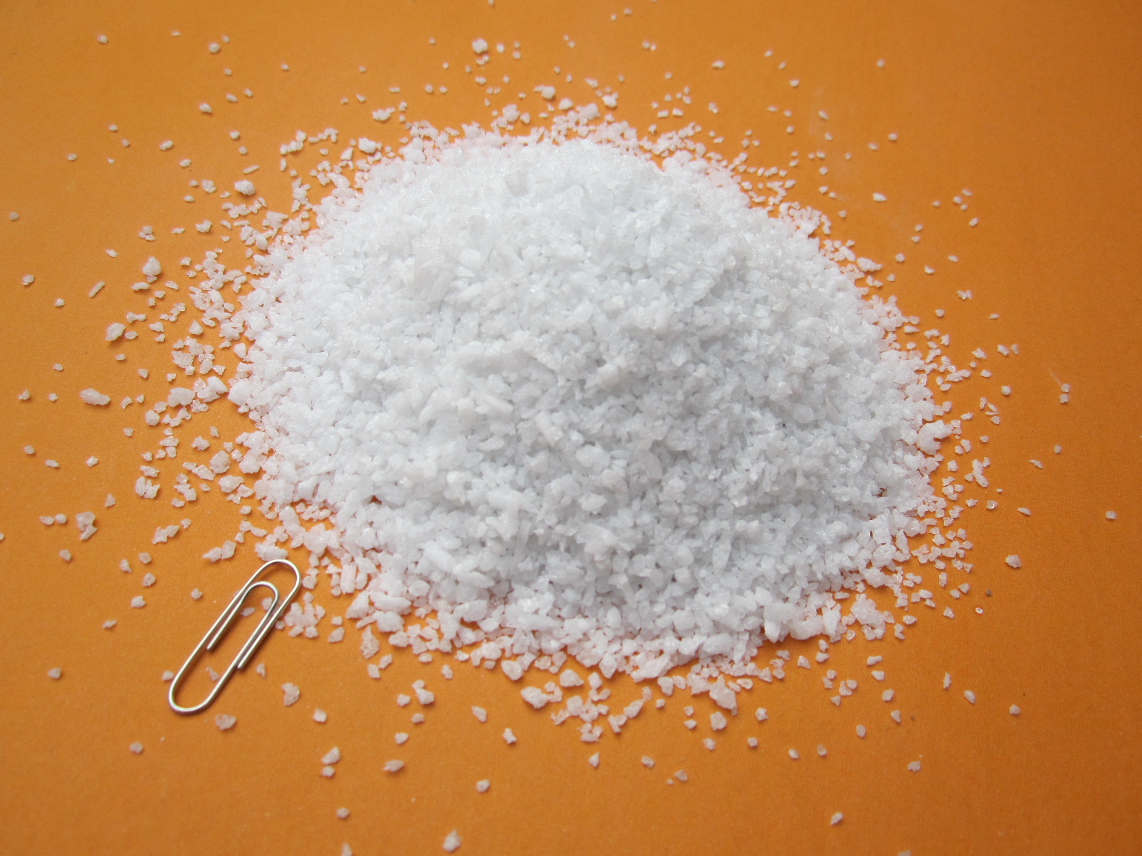 White corundum