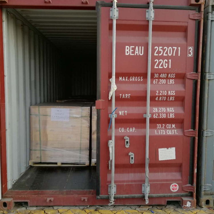 Insulating refractory brick