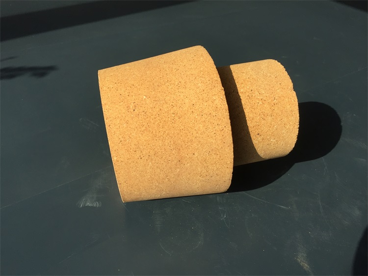 Nozzle brick