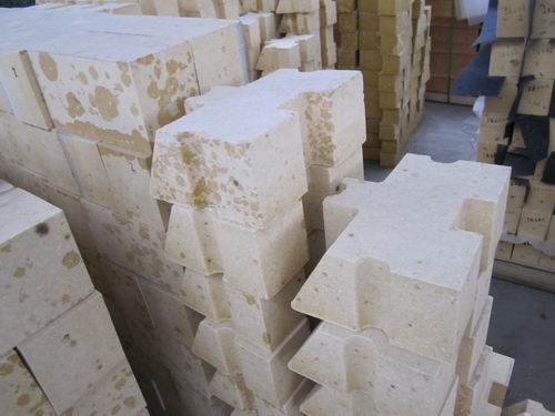 Silica brick