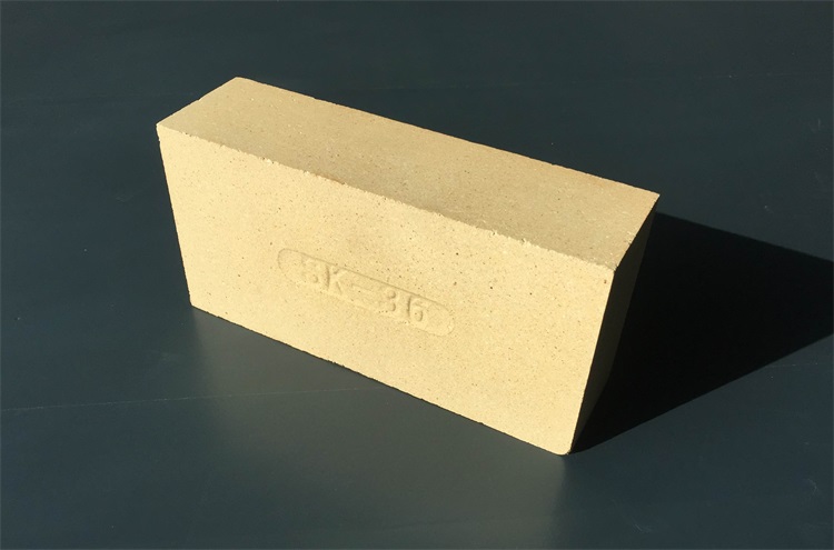 High aluminum brick 