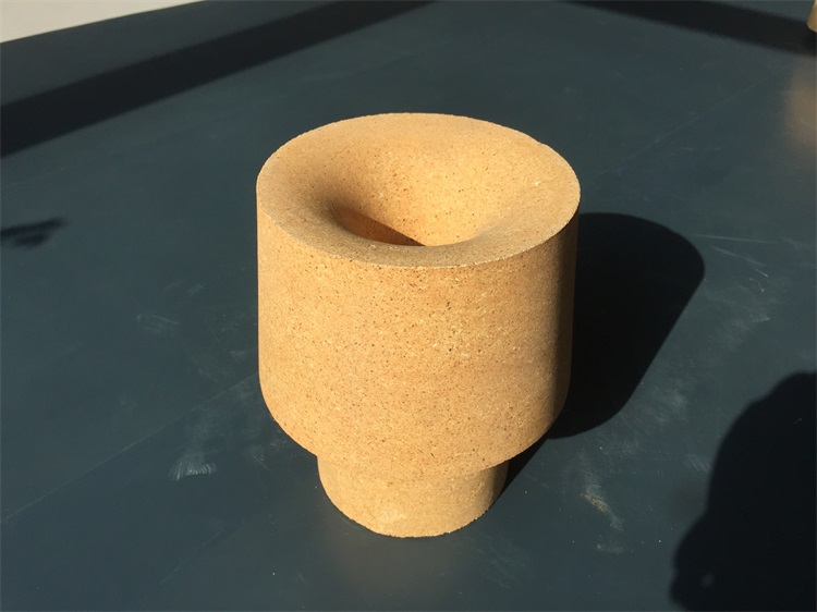 Nozzle brick