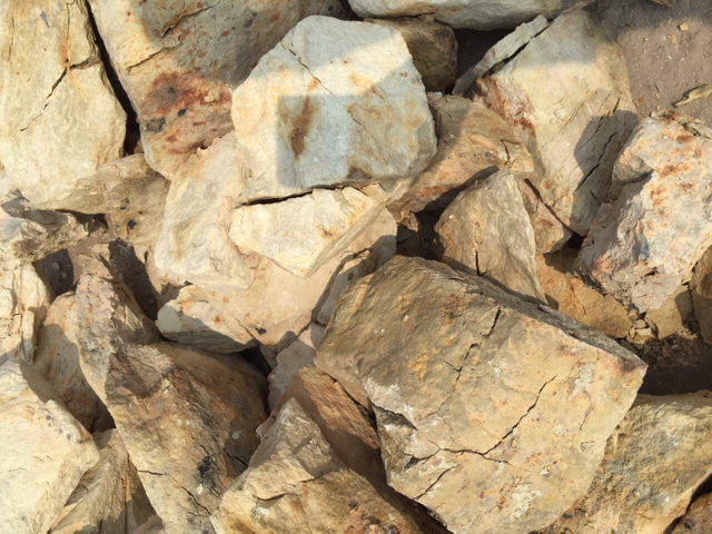 Mainly used for refractory ceramic Bauxite clinker