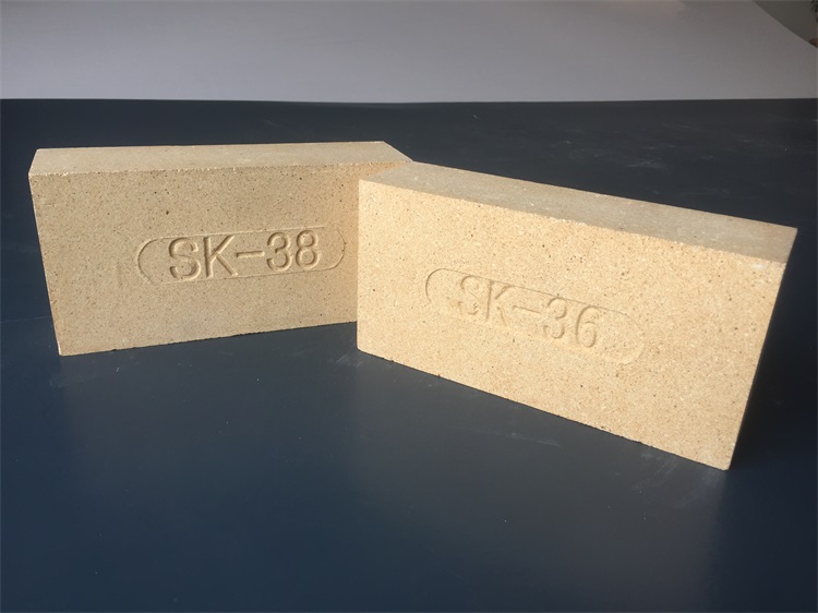 Refractory fire brick