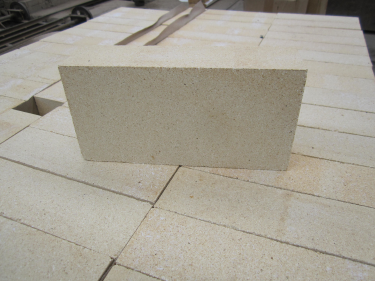 Fire brick refractory