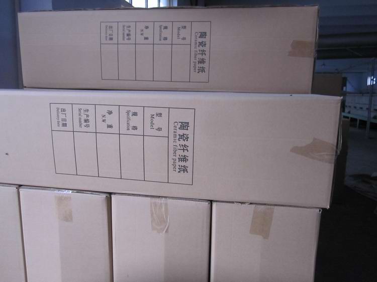 Refractory ceramic fibre paper