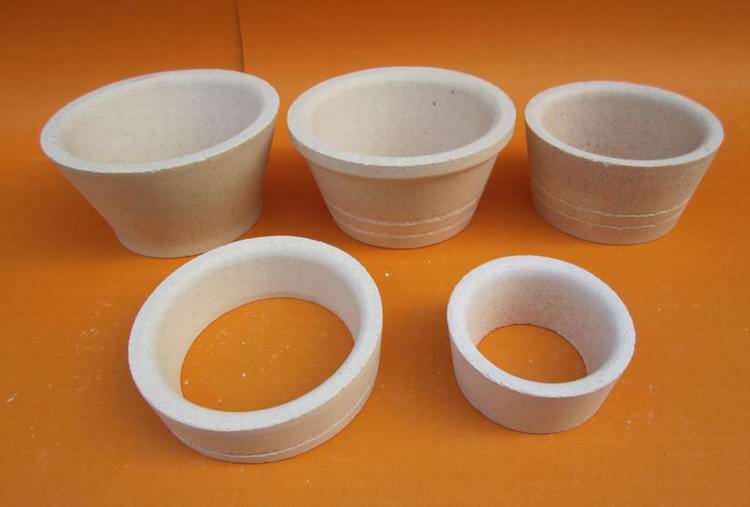 Investment casting pouring cup