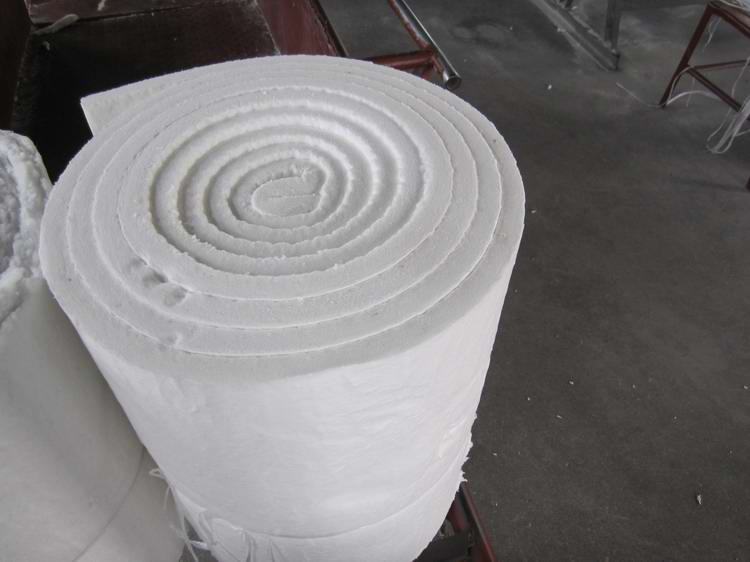 Refractory ceramic fiber blanket
