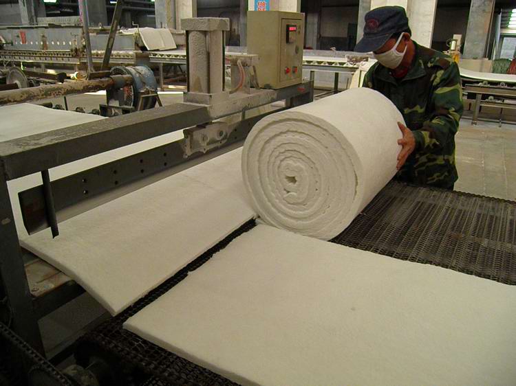 Ceramic fiber blanket