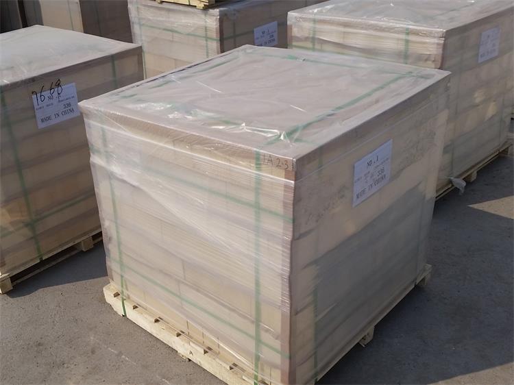 low Porosity fire clay Bricks 