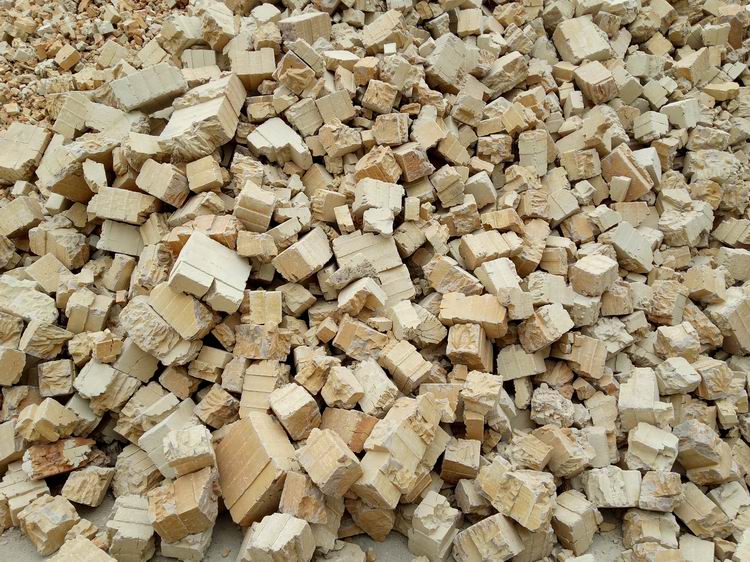 Can be used in the manufacture high quality refractory products Sintered mullite 