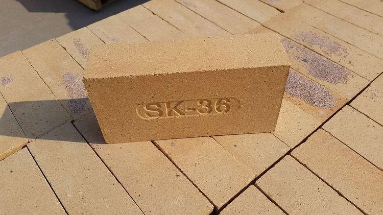 Widely used in metallurgy low Porosity fire clay Bricks