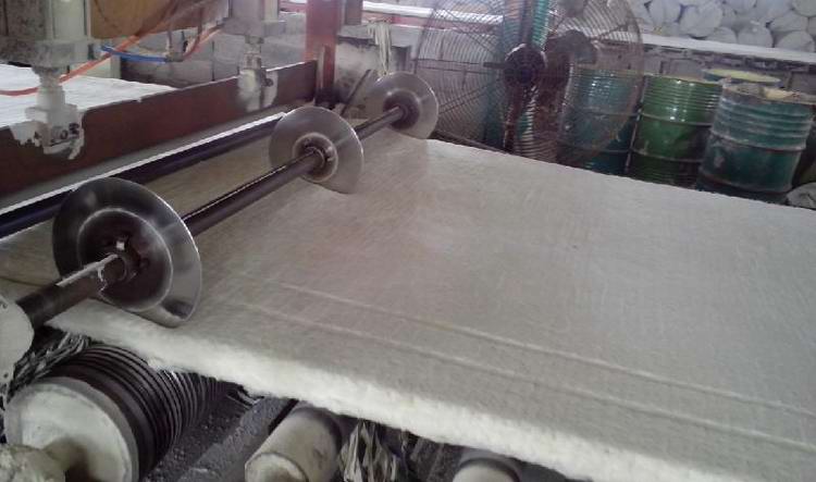 Ceramic fiber blanket