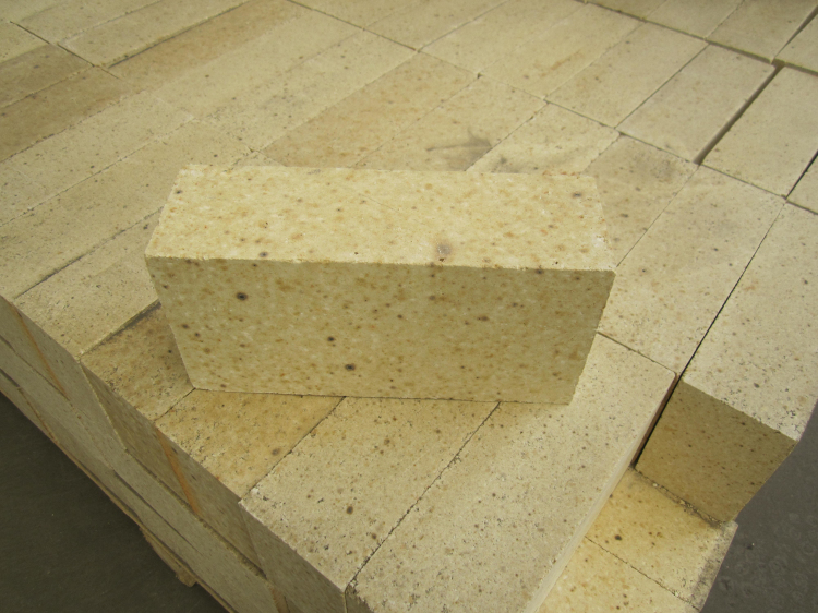 low Porosity fire clay Bricks