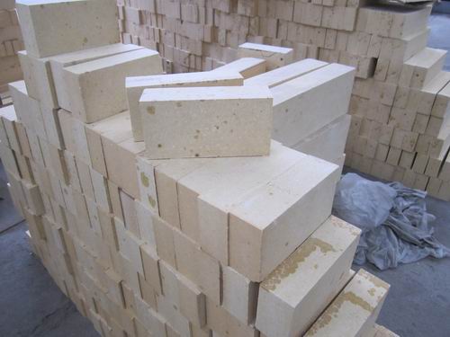 Silica brick