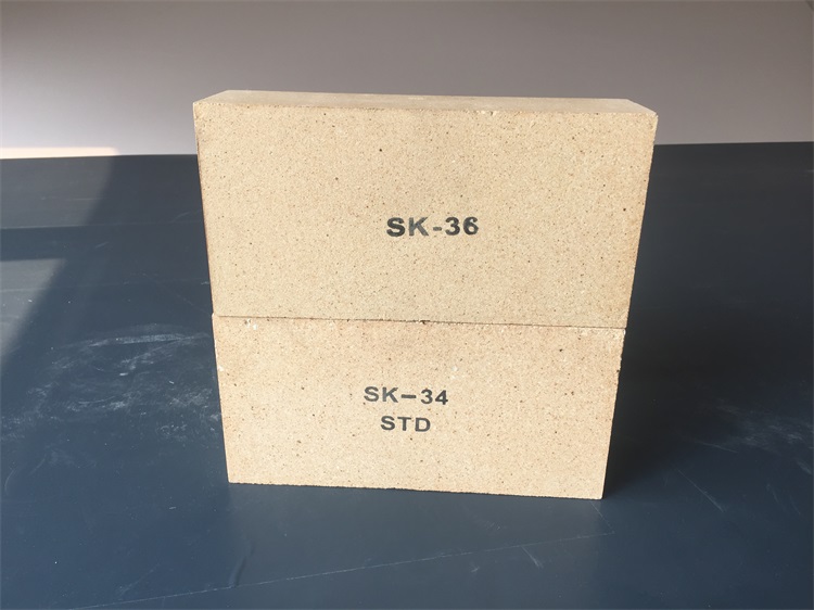 Refractory fire brick