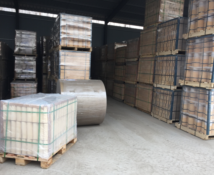 Silica brick