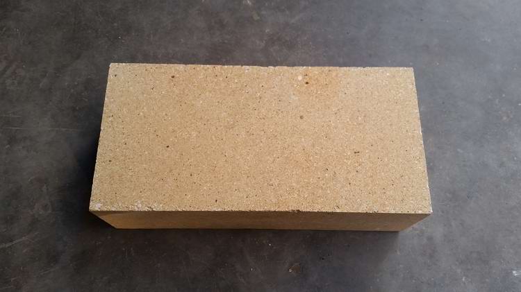  Is widely used in chemical industry low Porosity fire clay Bricks