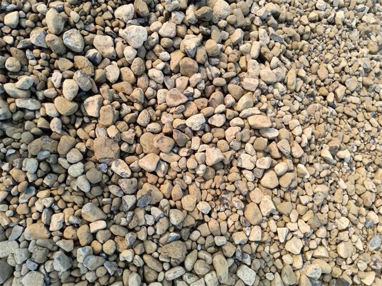 Is mainly used for manufacturing high-quality refractory products Bauxite clinker