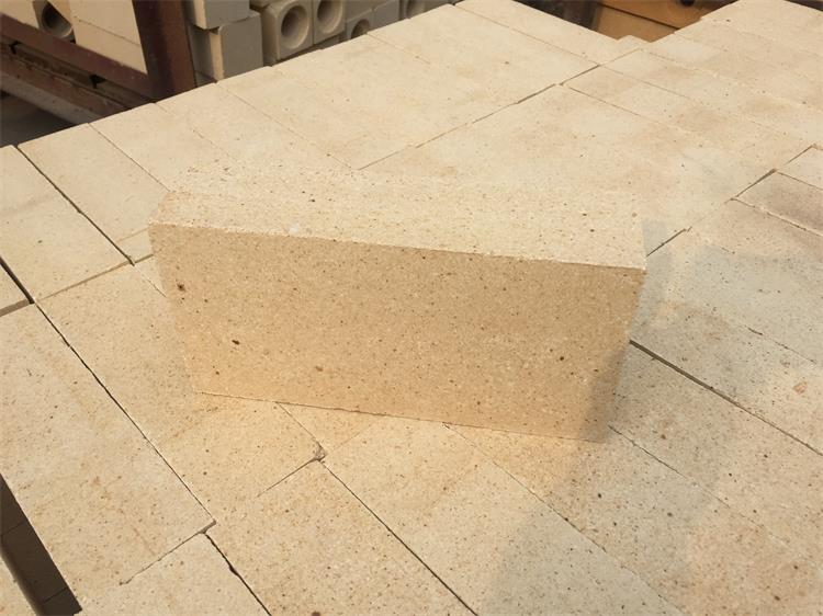 High alumina refractory brick 